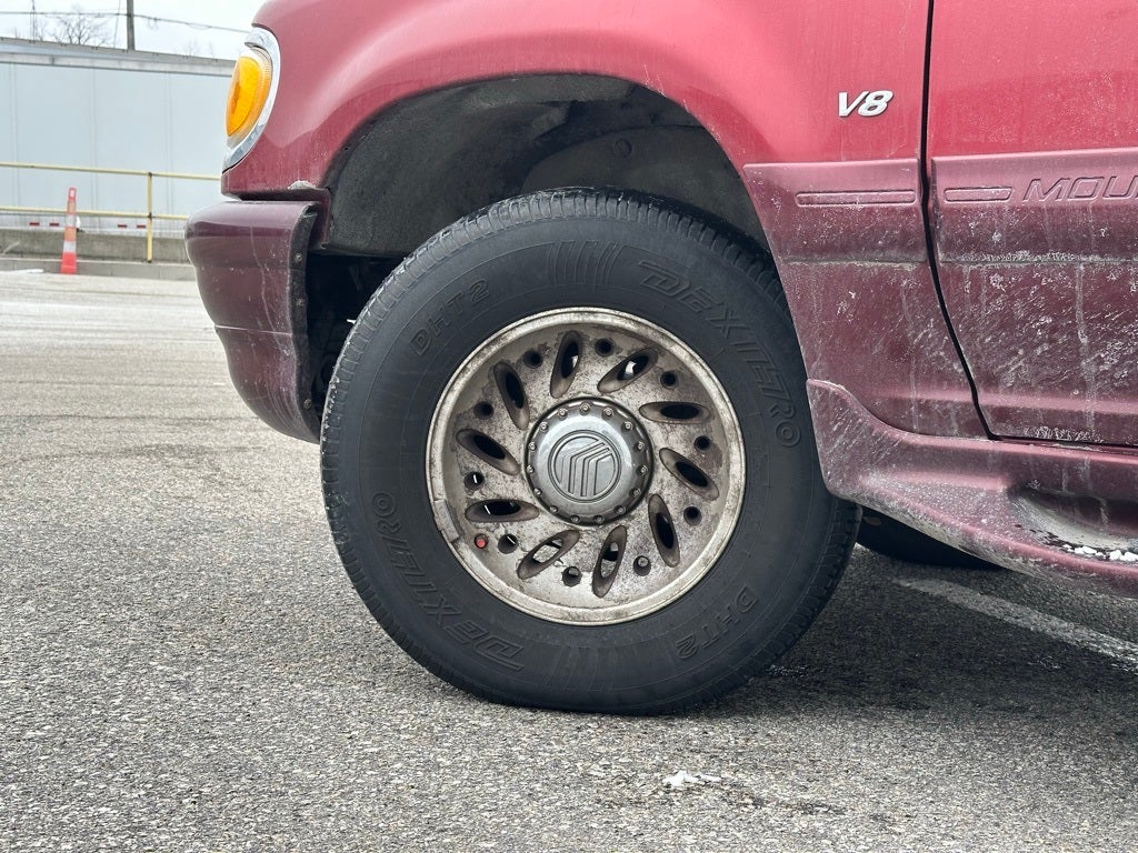 2000 Mercury Mountaineer Base 112 WB