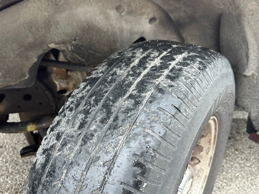 2000 Mercury Mountaineer Base 112 WB