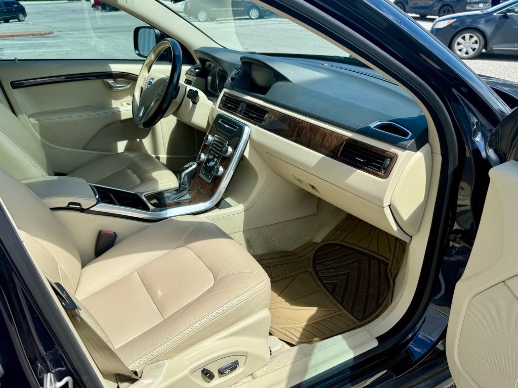 2016 Volvo XC70 T5 Premier