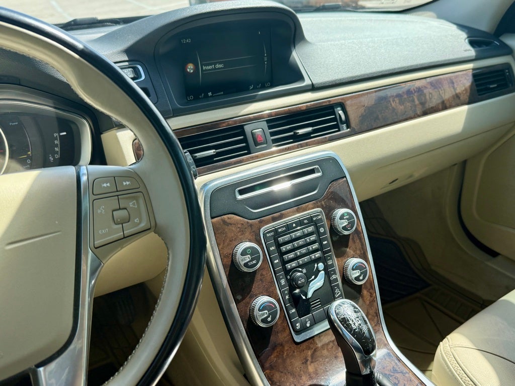 2016 Volvo XC70 T5 Premier