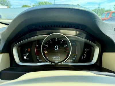 2016 Volvo XC70 T5 Premier