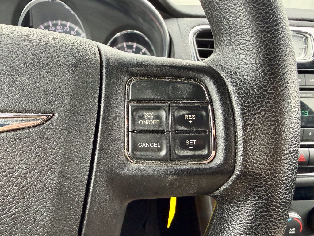 2012 Chrysler 200 LX