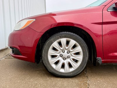 2012 Chrysler 200 LX