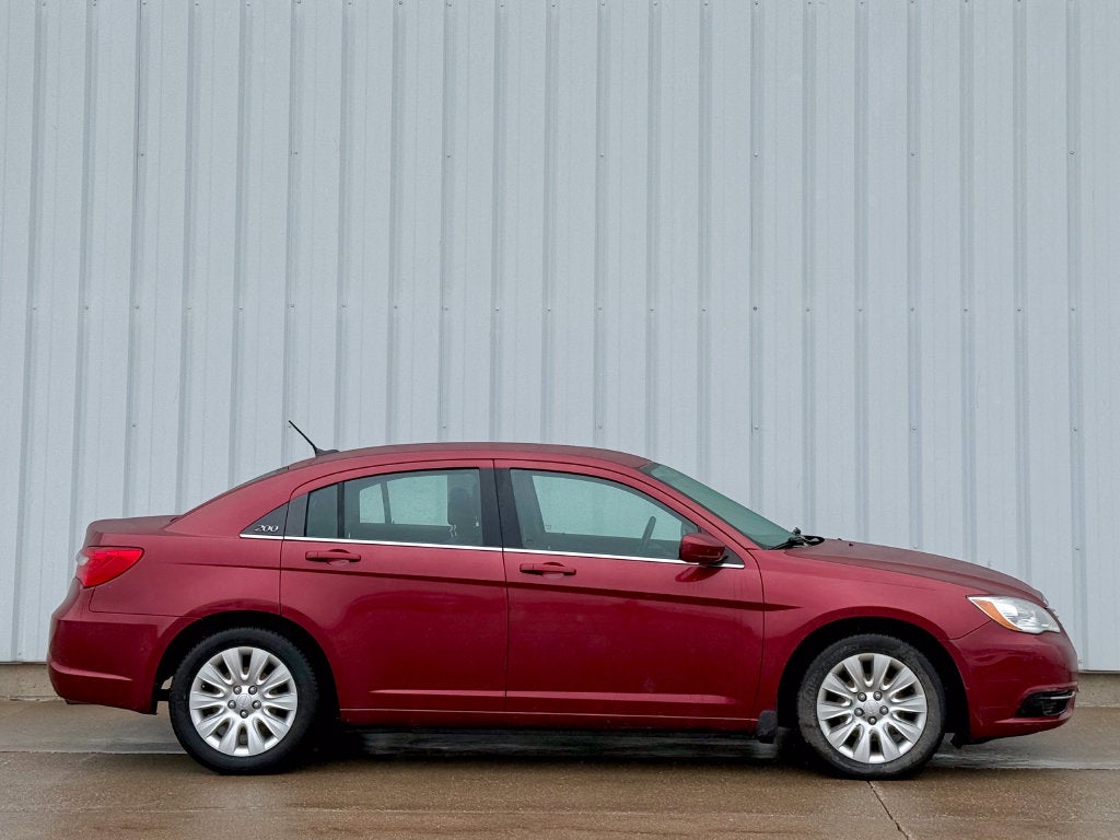 2012 Chrysler 200 LX