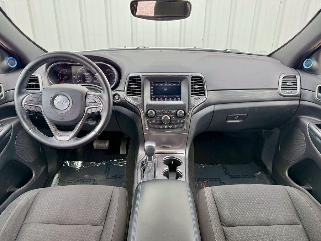 2020 Jeep Grand Cherokee Laredo