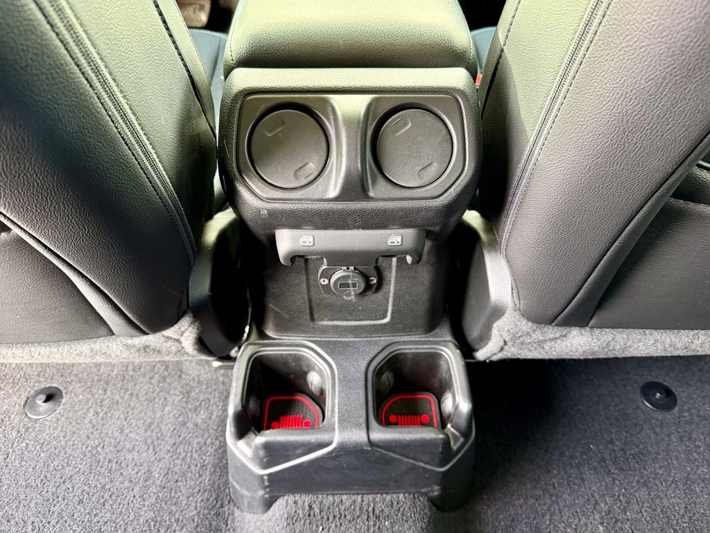 2021 Jeep Gladiator Freedom Edition