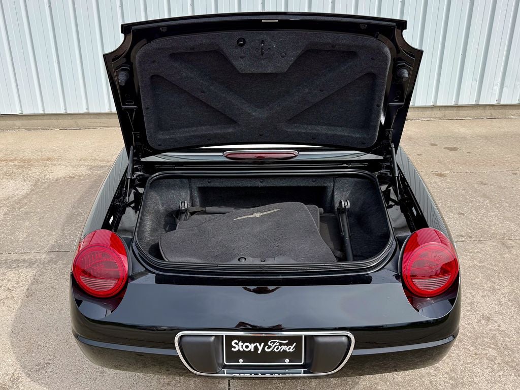 2002 Ford Thunderbird Base