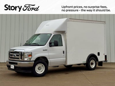 2025 Ford E-350SD Base Cutaway