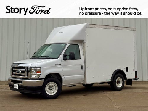 2025 Ford E-350SD Base Cutaway