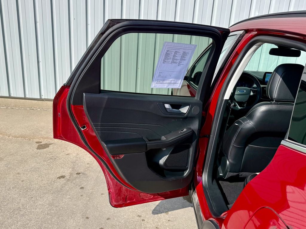 2021 Ford Escape Titanium Hybrid