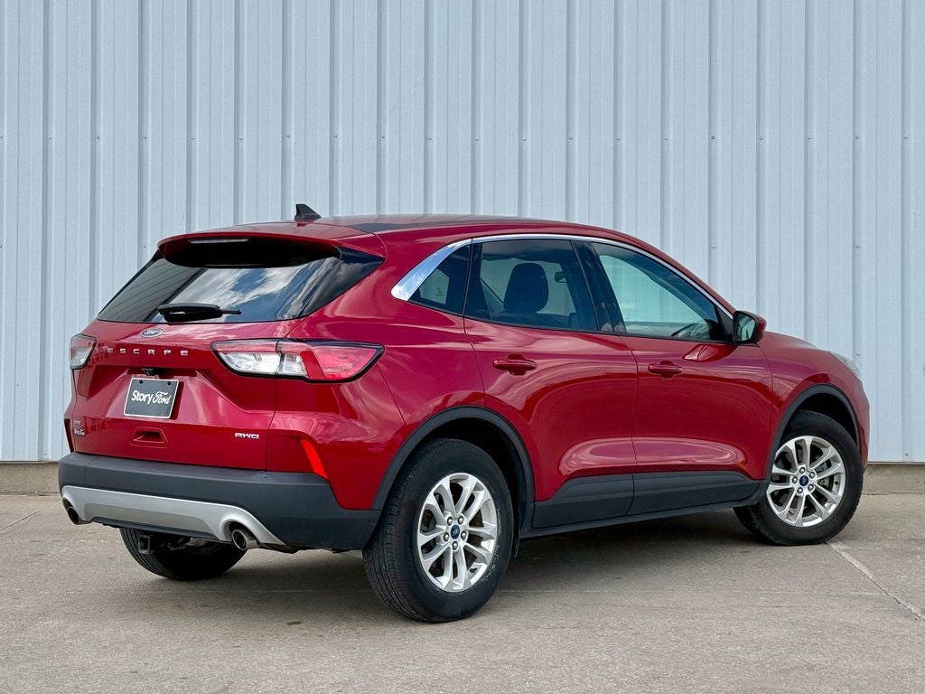 2021 Ford Escape SE