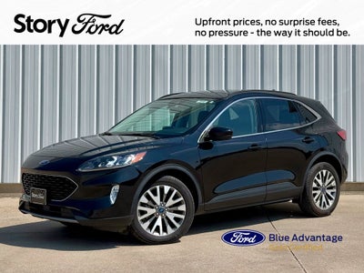 2022 Ford Escape Titanium