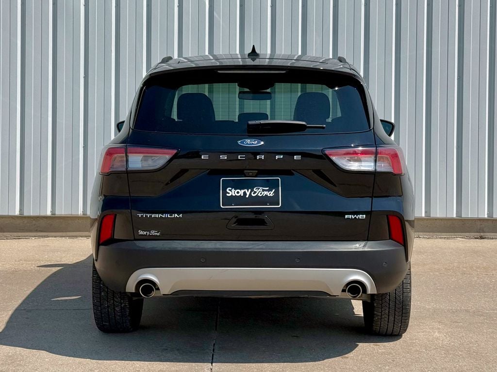2022 Ford Escape Titanium