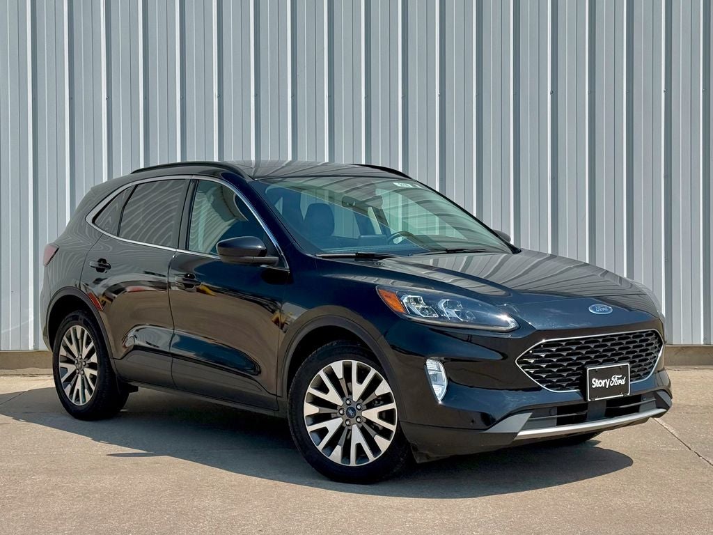 2022 Ford Escape Titanium