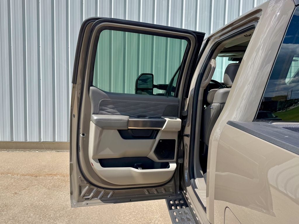 2026 Ford F-250SD Platinum Tremor