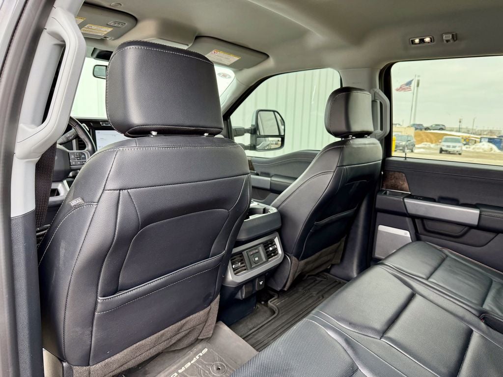 2023 Ford F-350SD Lariat