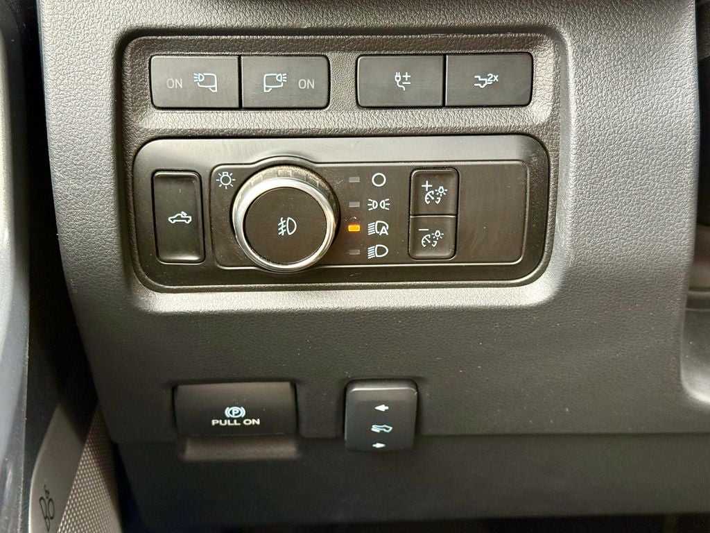 2023 Ford F-350SD Lariat