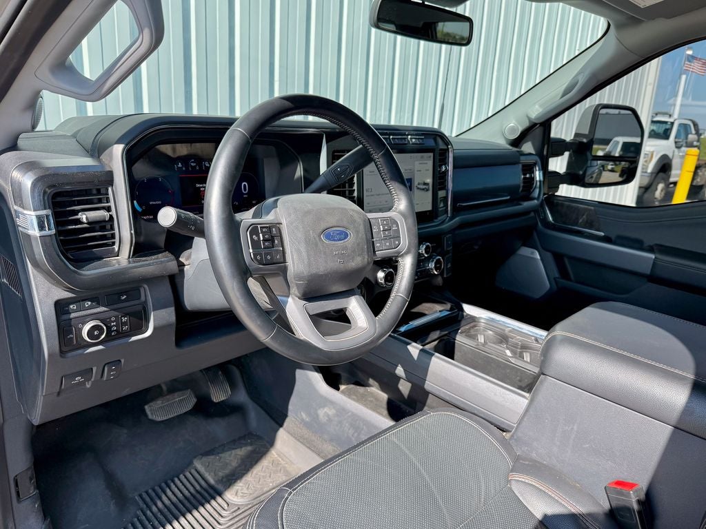 2023 Ford F-450SD Lariat DRW