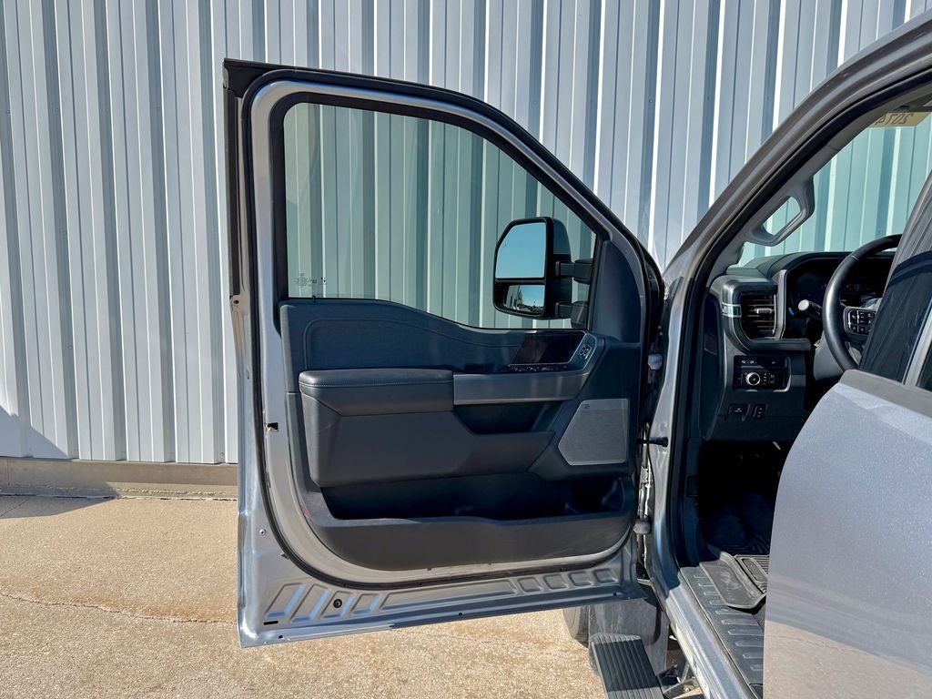 2023 Ford F-450SD Lariat DRW