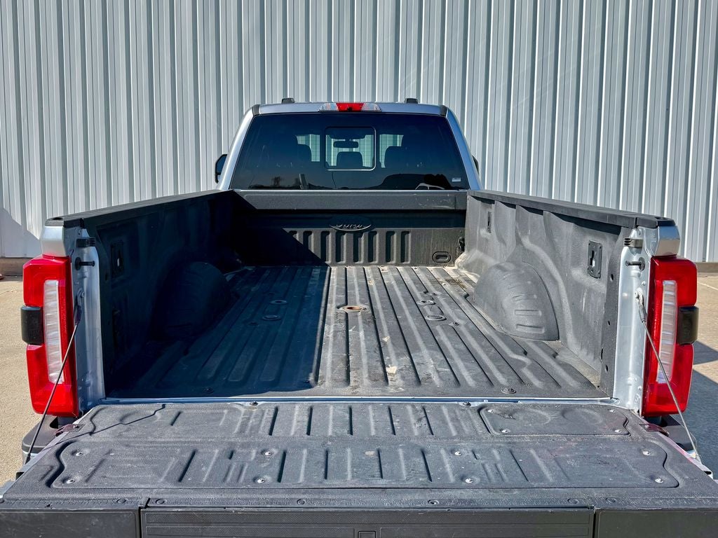 2023 Ford F-450SD Lariat DRW