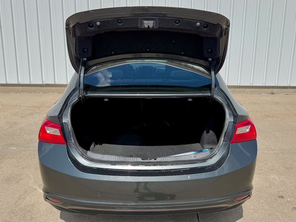 2017 Chevrolet Malibu LT 1LT