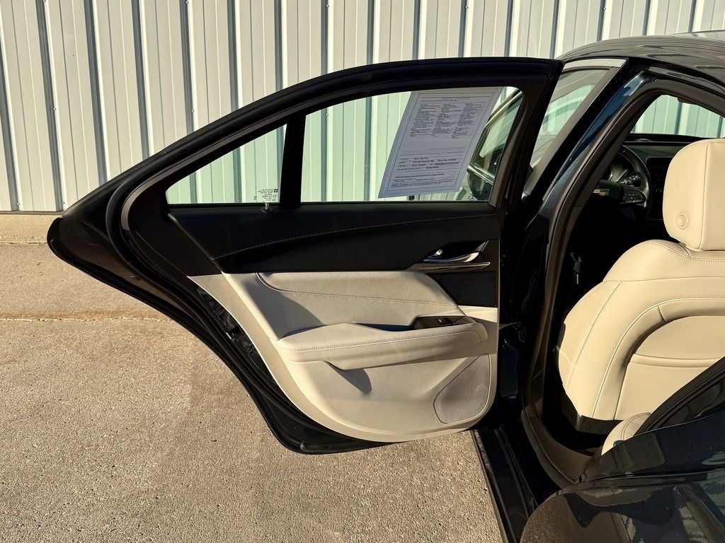 2021 Cadillac CT4 Luxury