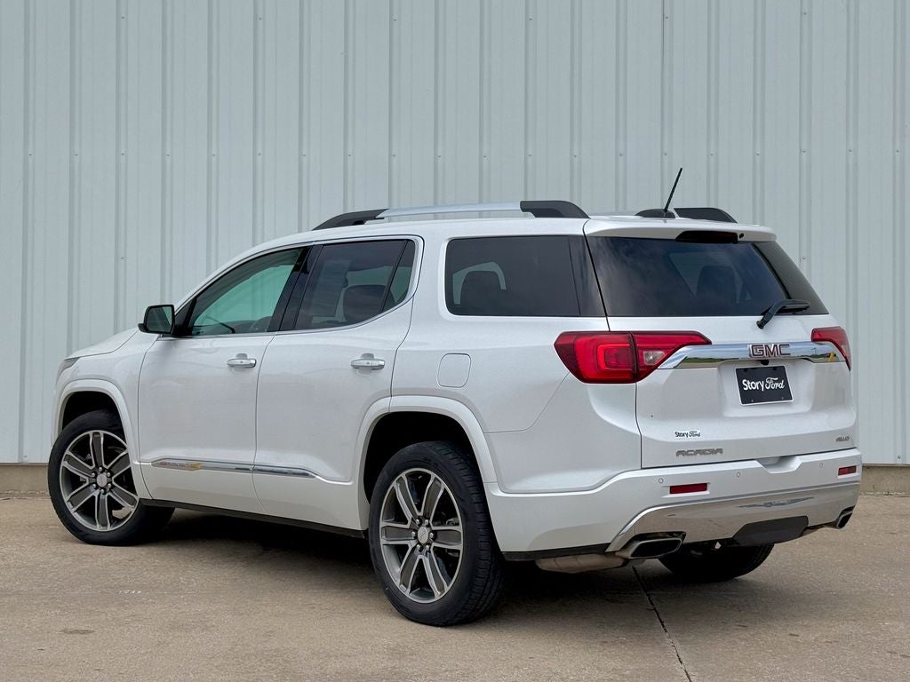 2017 GMC Acadia Denali
