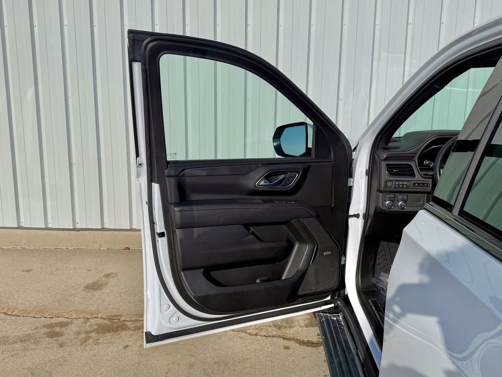 2023 GMC Yukon XL AT4