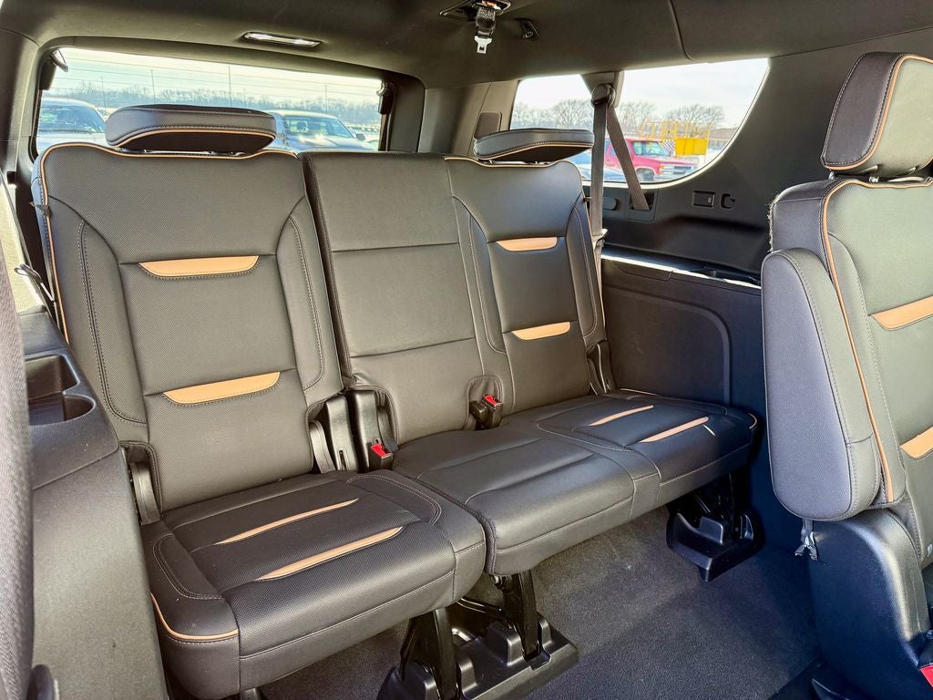 2023 GMC Yukon XL AT4
