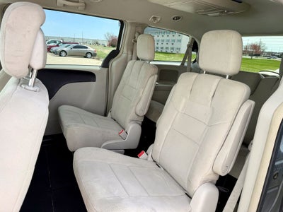 2012 Chrysler Town & Country Touring