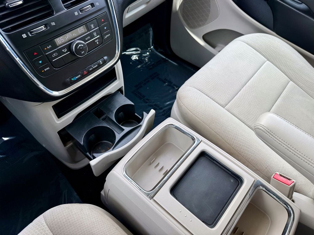 2012 Chrysler Town & Country Touring