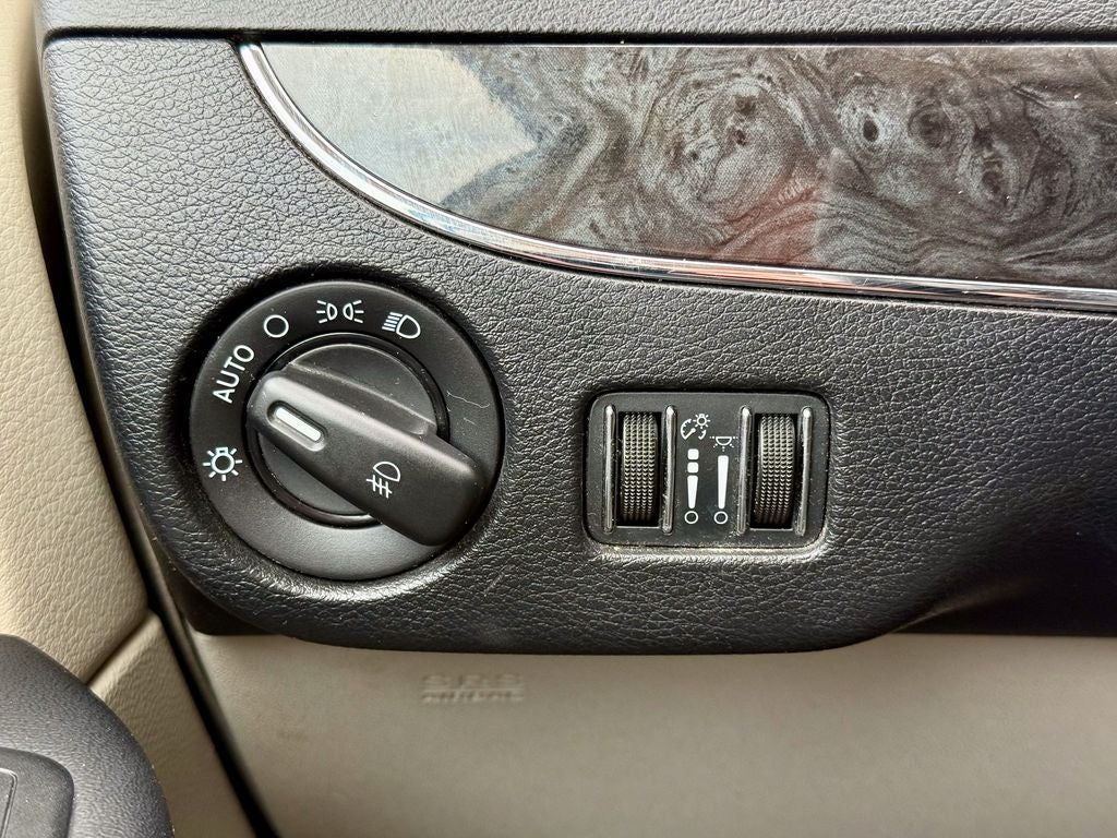 2012 Chrysler Town & Country Touring