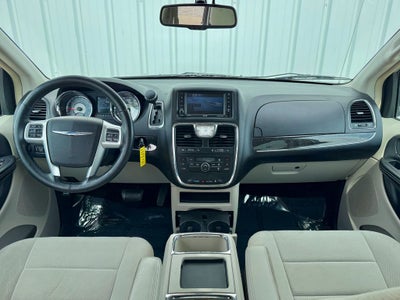 2012 Chrysler Town & Country Touring