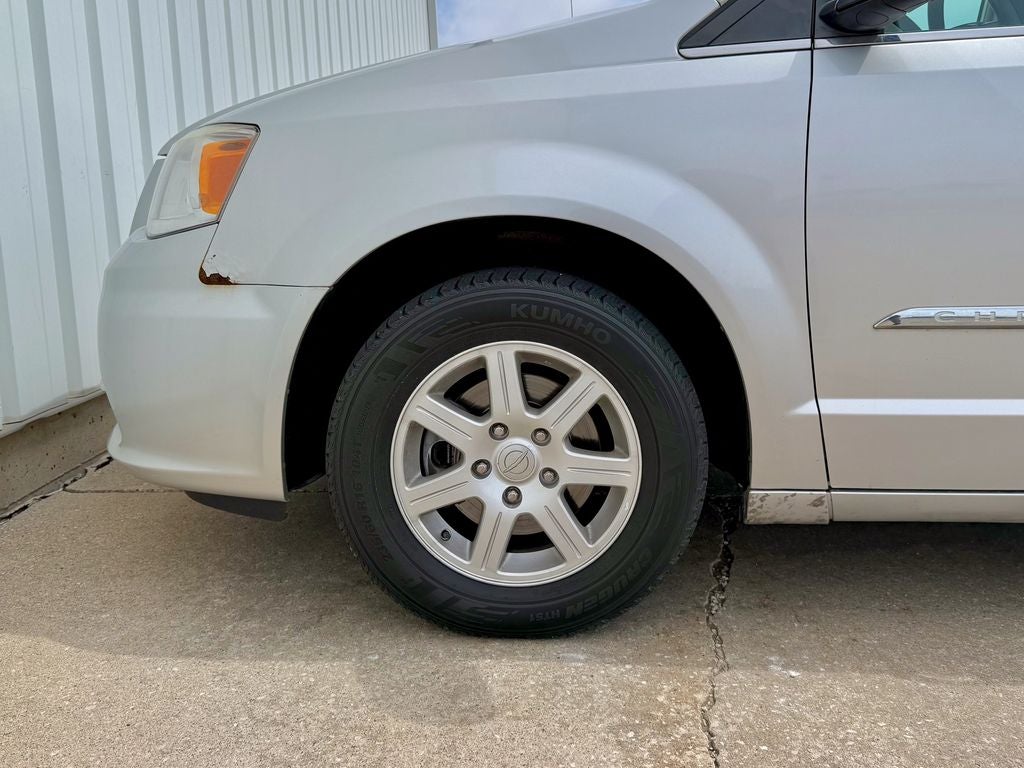 2012 Chrysler Town & Country Touring