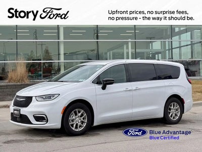 2025 Chrysler Pacifica Select Select