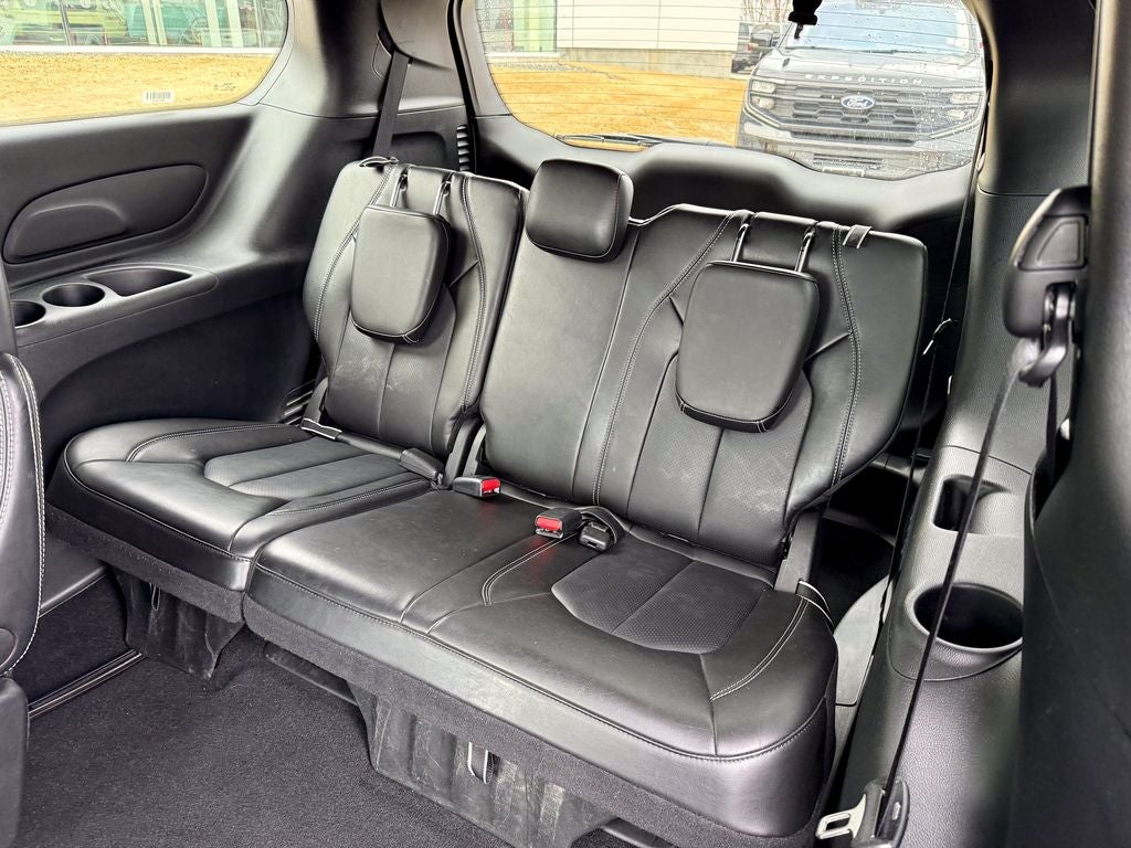 2025 Chrysler Pacifica Select Select