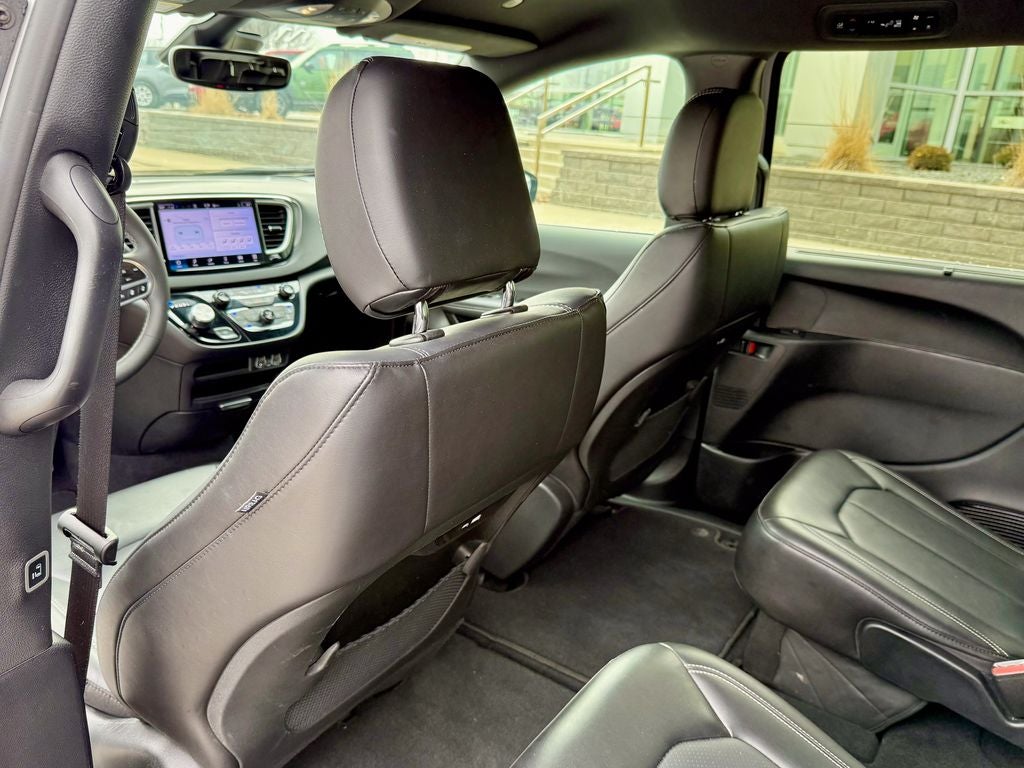 2025 Chrysler Pacifica Select Select