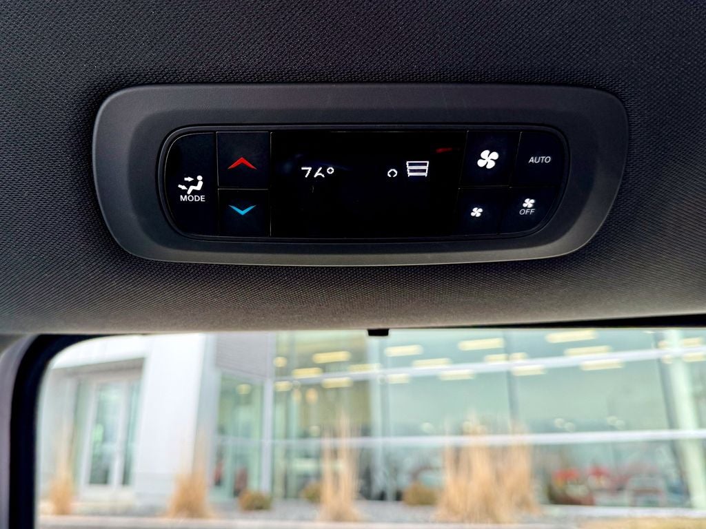 2025 Chrysler Pacifica Select Select