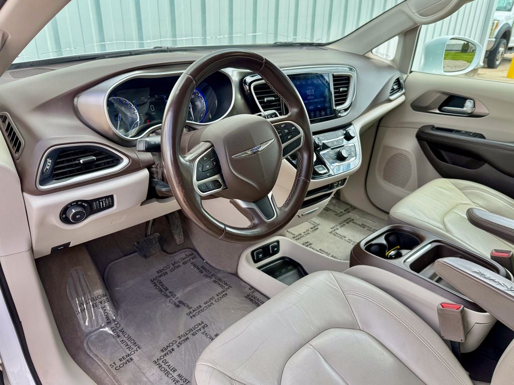 2017 Chrysler Pacifica Touring L