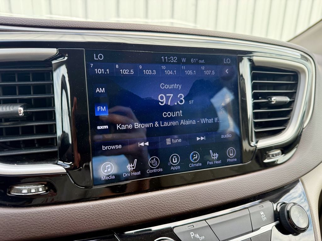 2017 Chrysler Pacifica Touring L