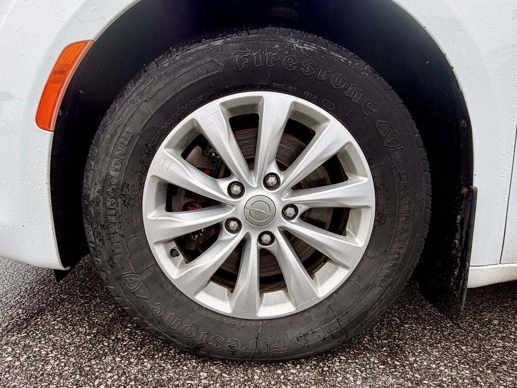 2017 Chrysler Pacifica Touring L