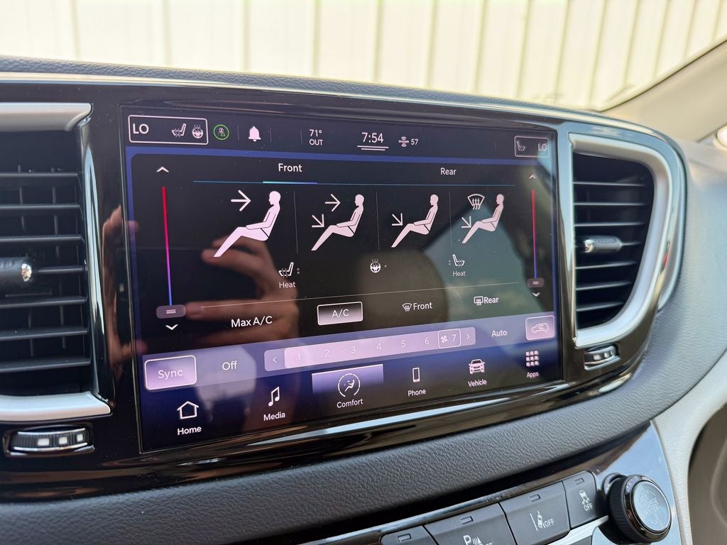 2021 Chrysler Pacifica Touring L