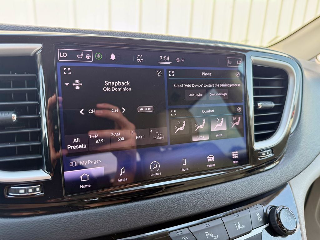 2021 Chrysler Pacifica Touring L