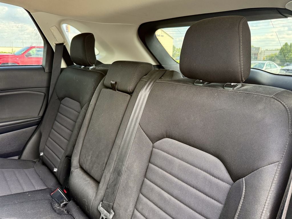 2020 Ford Edge SE