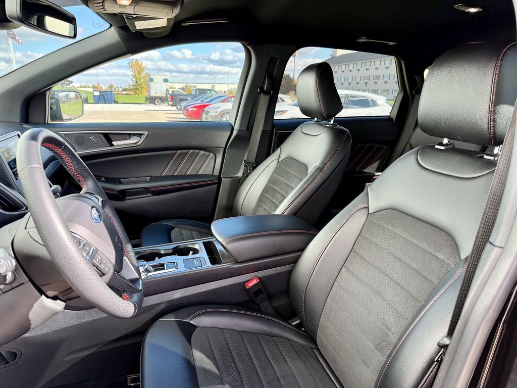 2024 Ford Edge ST Line