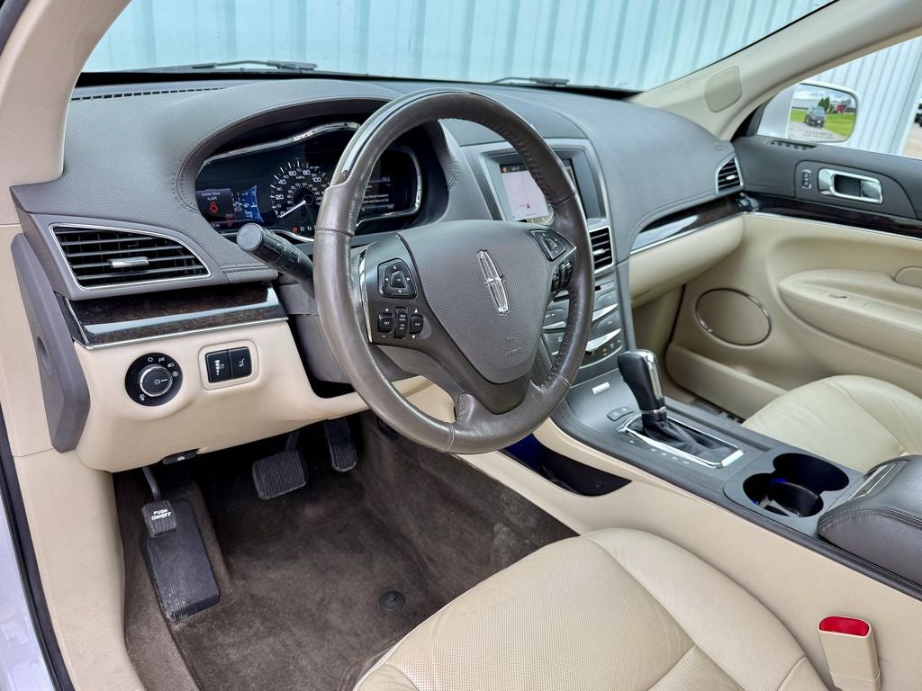 2016 Lincoln MKT EcoBoost
