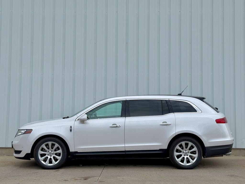 2016 Lincoln MKT EcoBoost