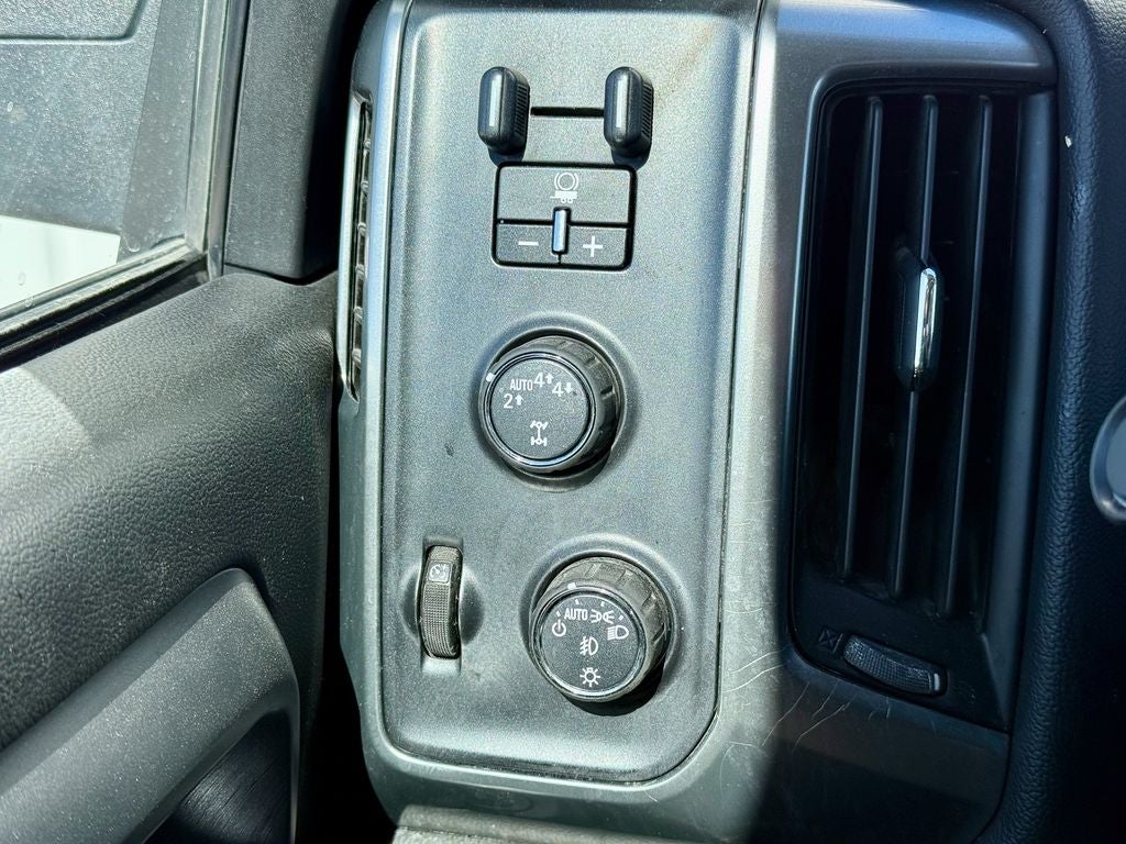 2017 Chevrolet Silverado 1500 LT LT2