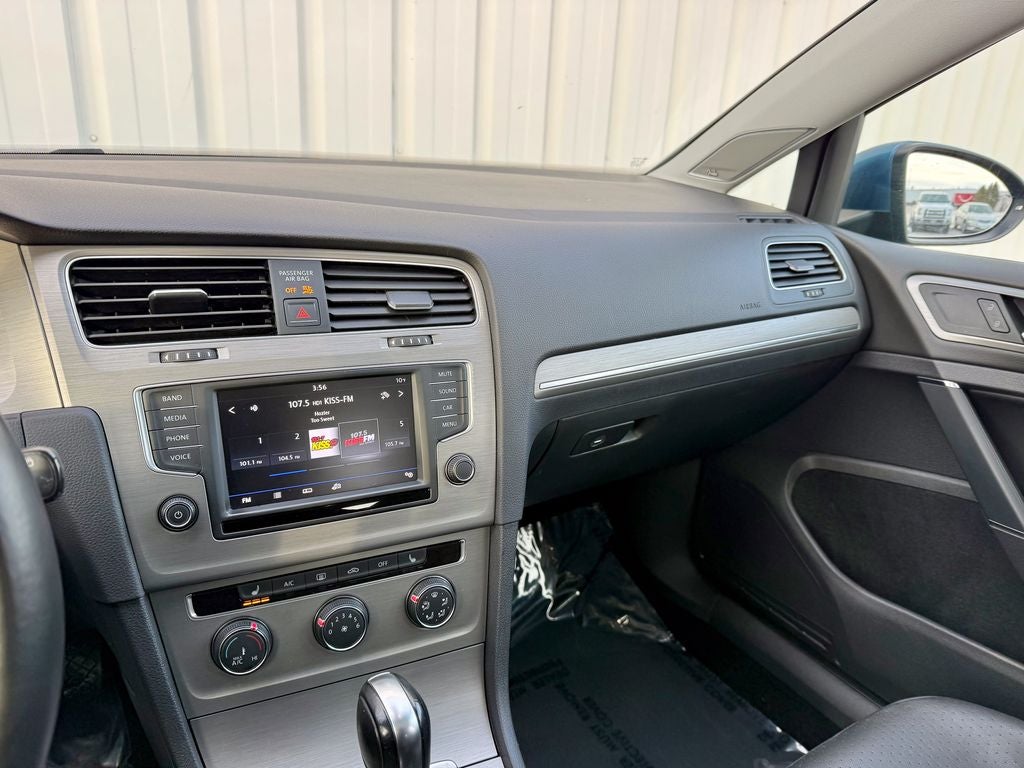 2016 Volkswagen Golf TSI SE 4-Door