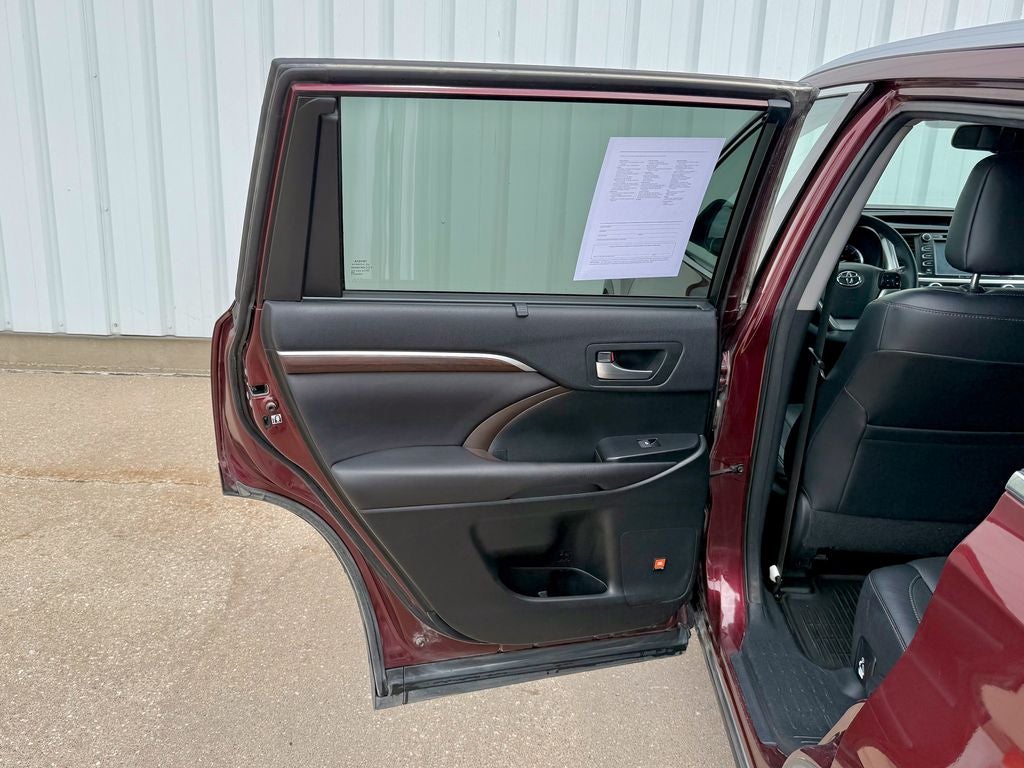 2016 Toyota Highlander Limited